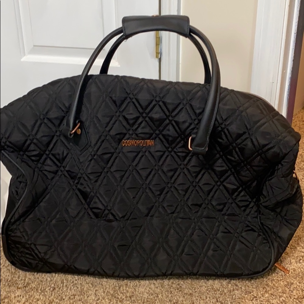 Cosmopolitan duffle